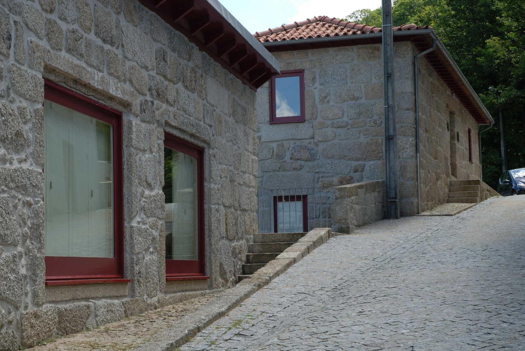 Pensjonat Aldeia Turistica De Louredo Vieira do Minho Zewnętrze zdjęcie